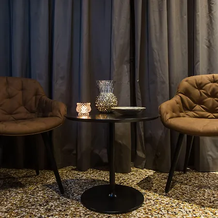Riva Del Vin Boutique Hotel-3
